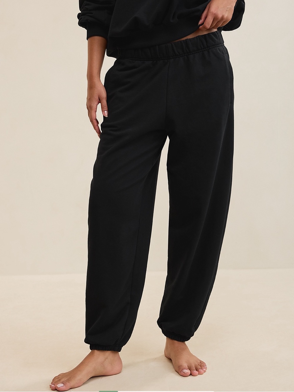Aerie Jet Setter Jogger Black Size XS Oversized Comfy Cozy Pant